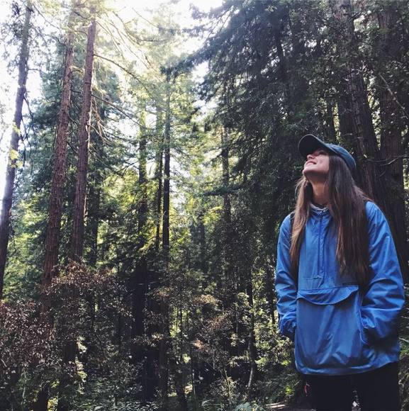 Meet your Posher, Emily - Picture 1 of 1